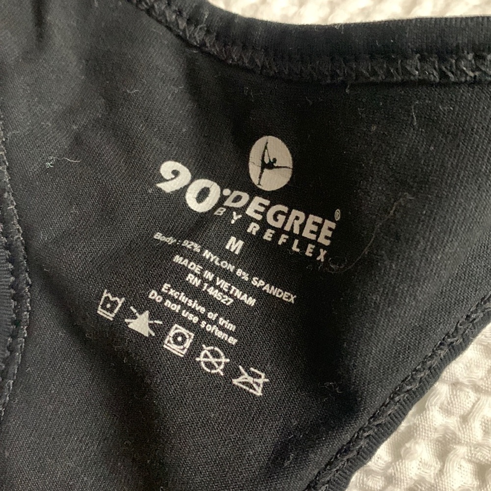 90° workout tank